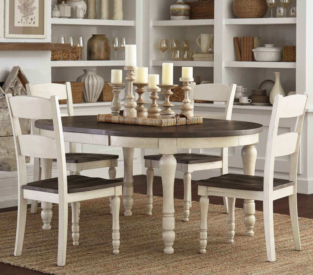 Madison County Round To Oval Dining Set