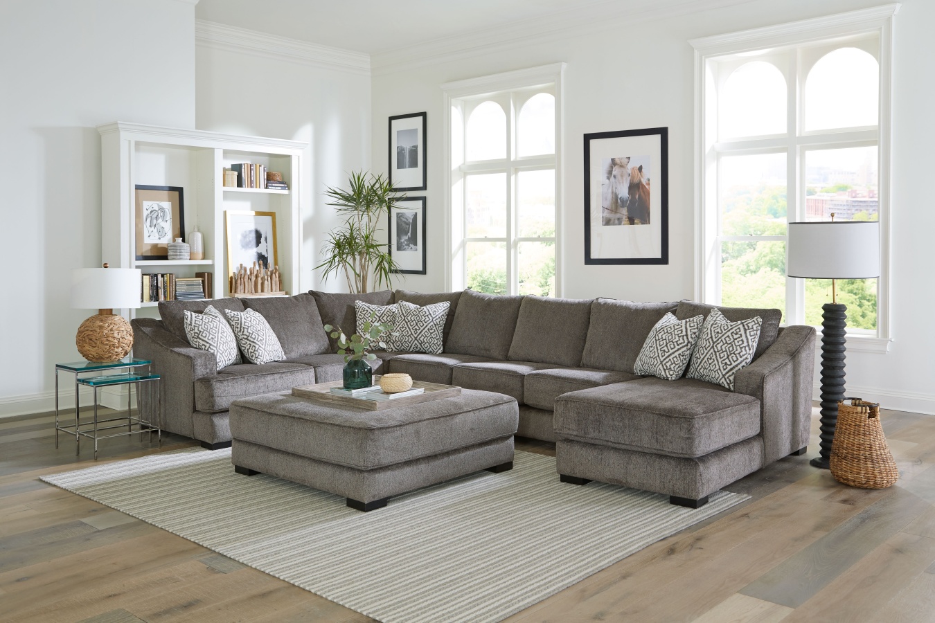Lux Iron Sectional
