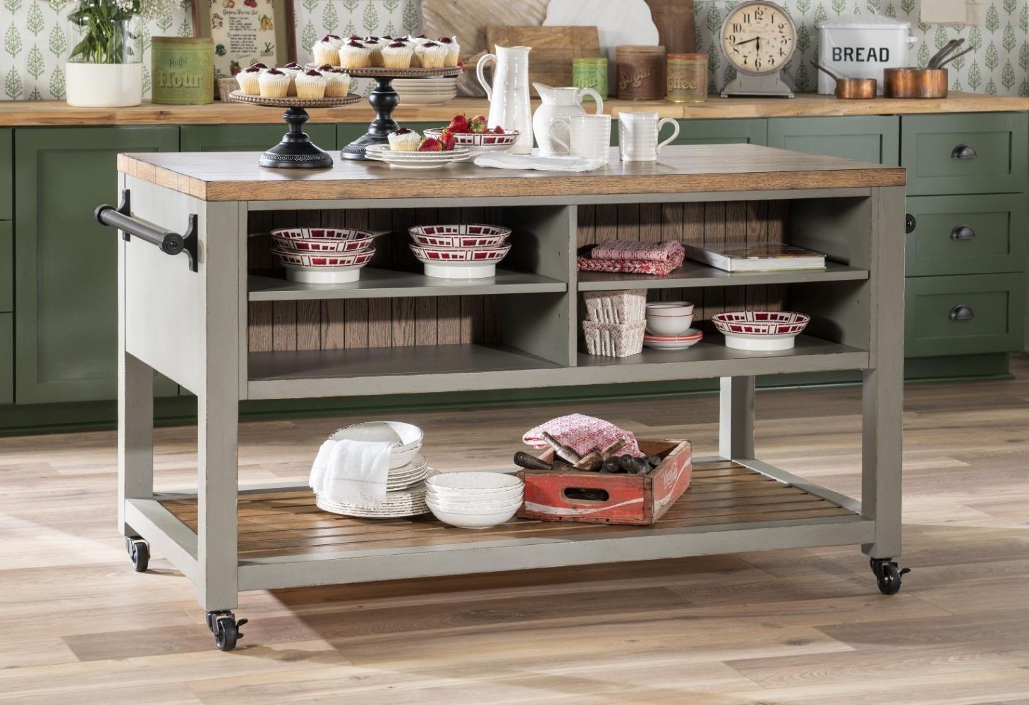 Country Living Kitchen Island w/ Casters