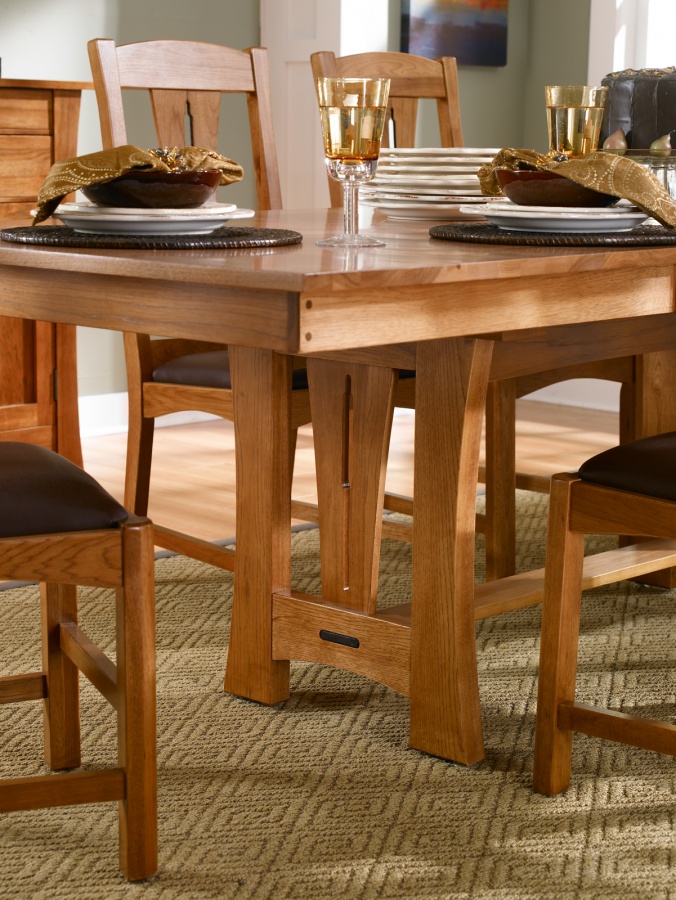 Cattail Bungalow Dining Table