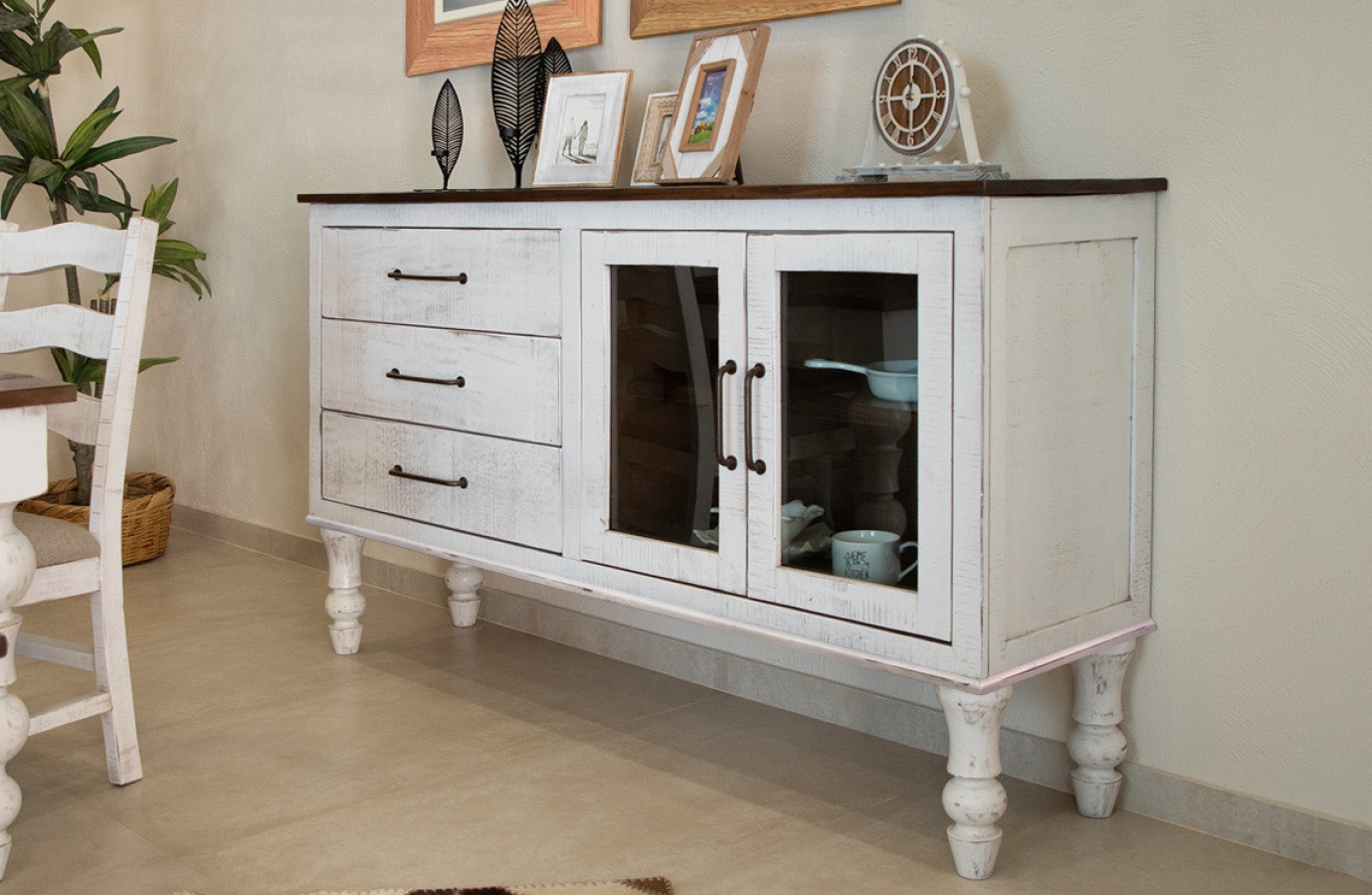 Rock Valley Dining Console