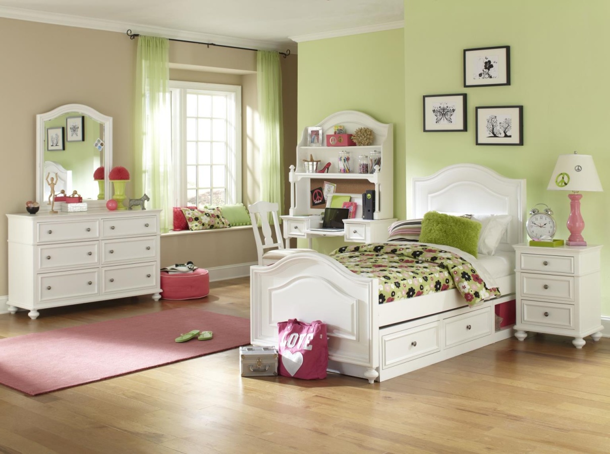 Madison Arched Mirror