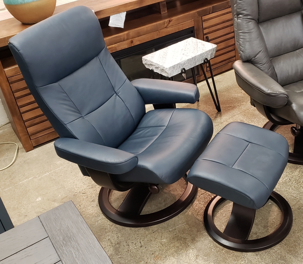 Nordic Pacific Chair with Ottoman