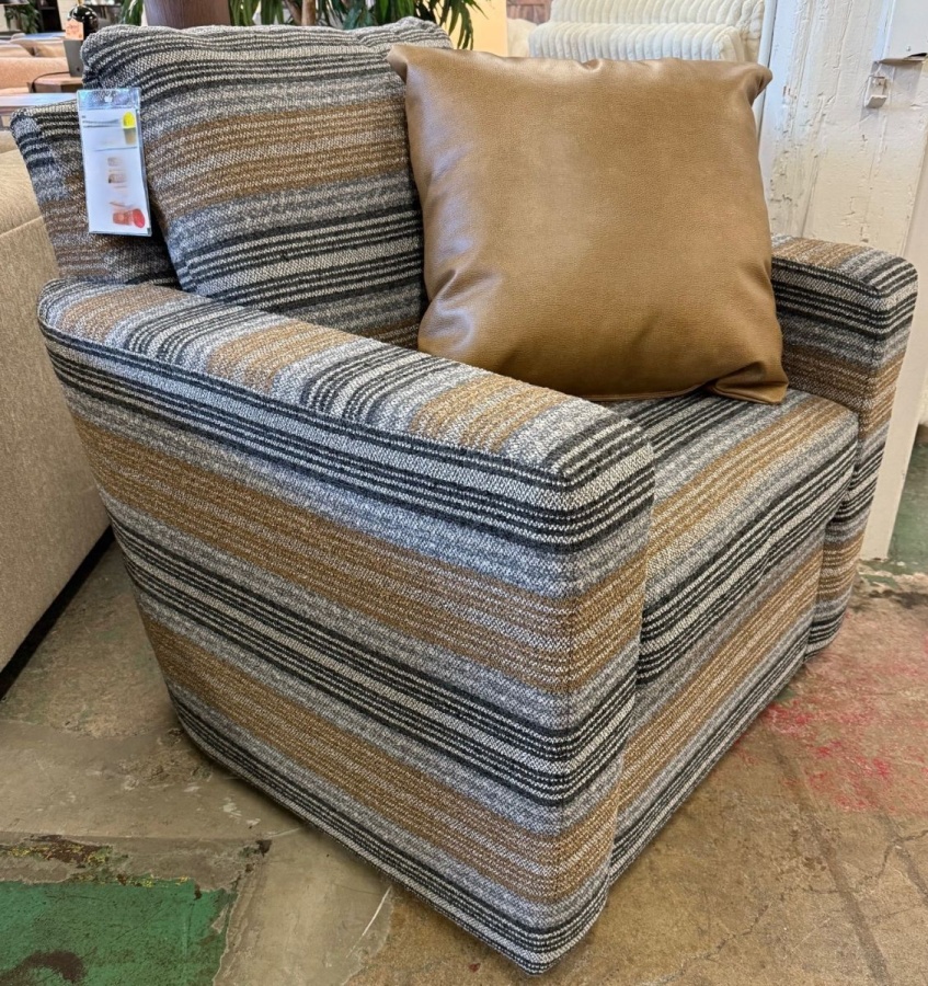 Fastbreak Roxy Swivel Chair