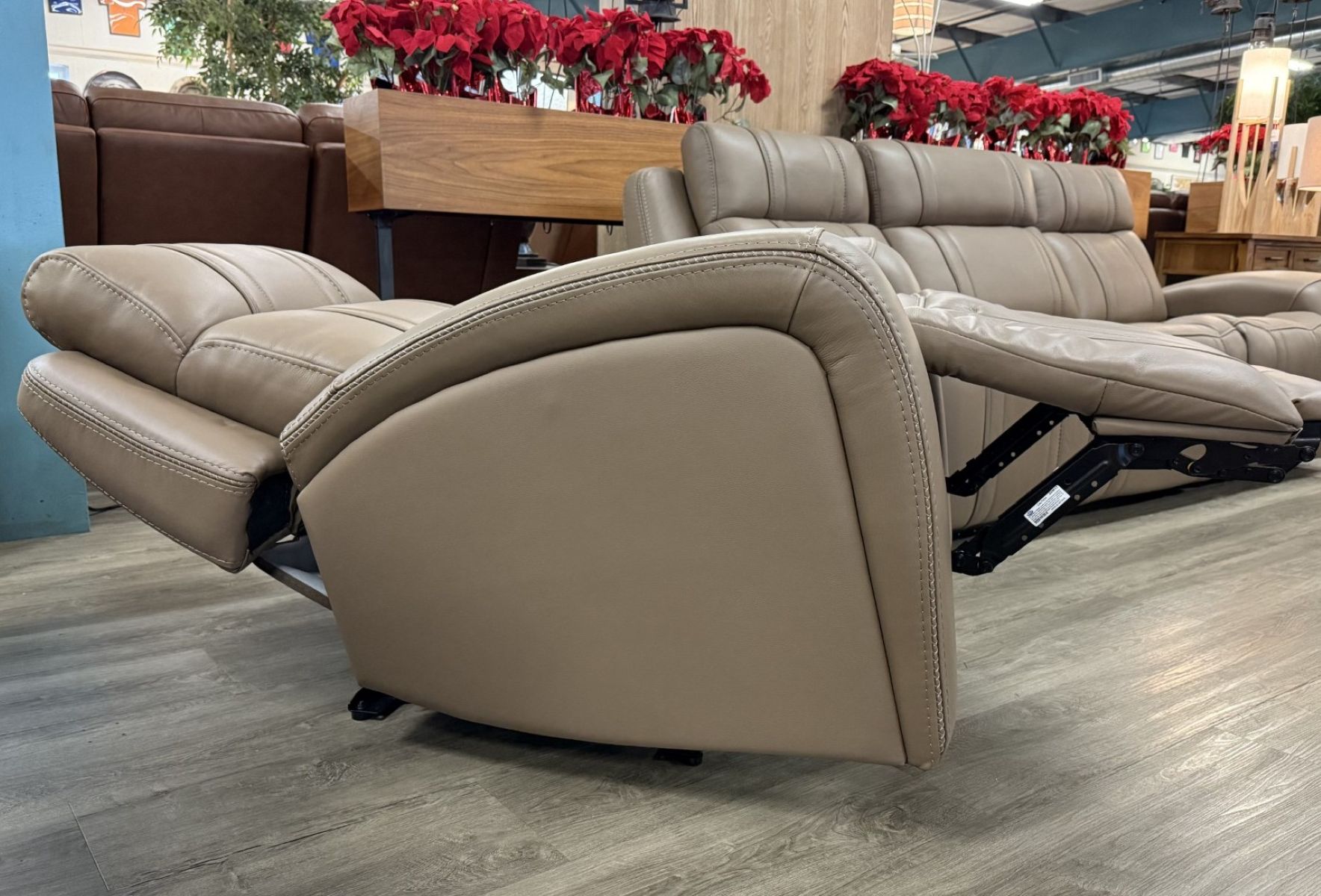 Porto Pebble Power Recliner w/ Air Massage